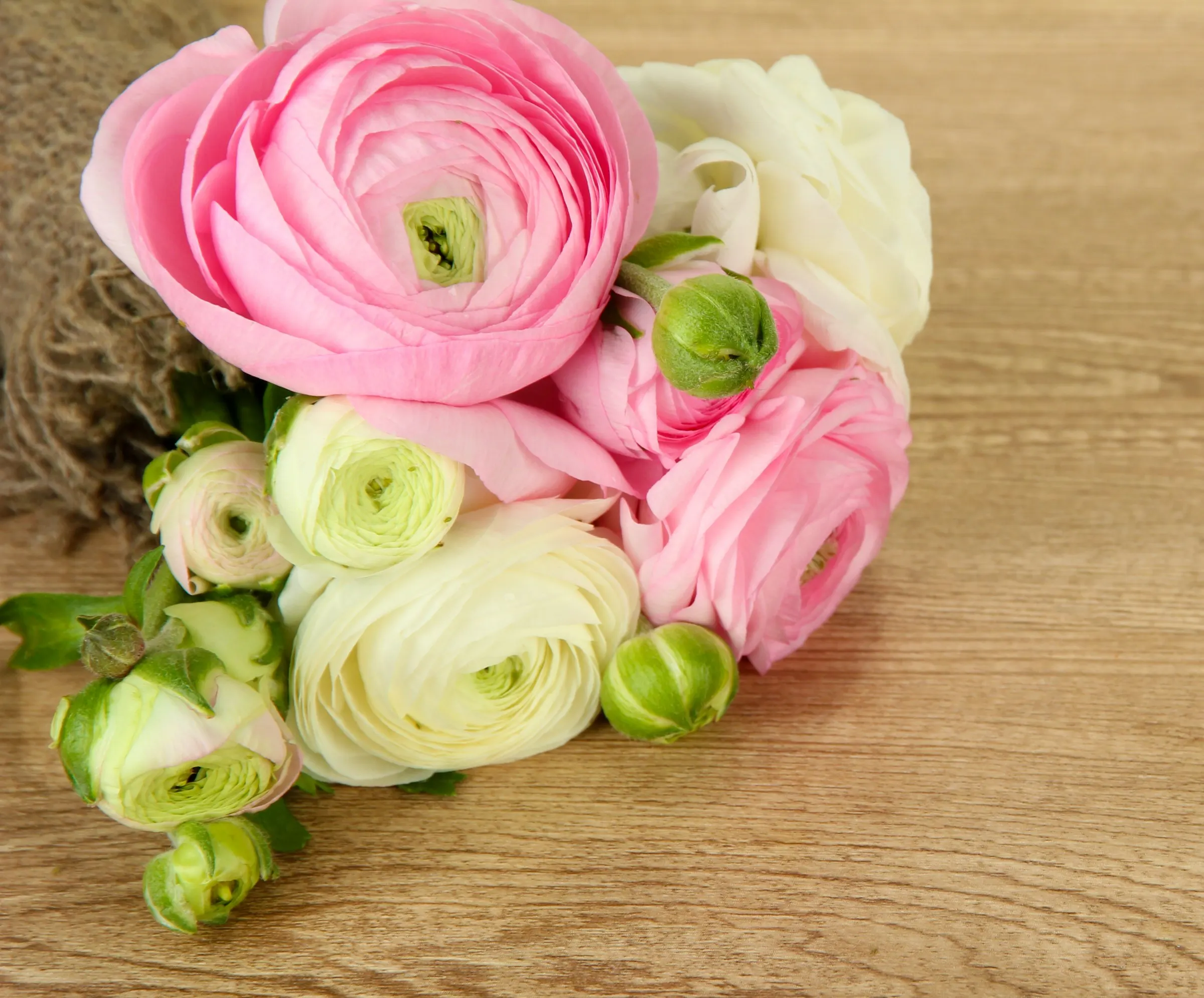Bouquet de fleurs prêt à être livré